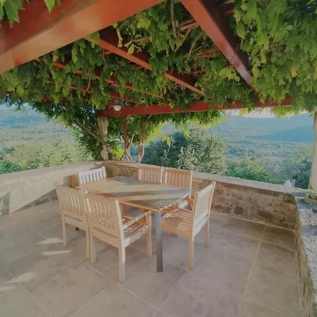 House Glicinia With Hydro-massage Pool Holiday home *