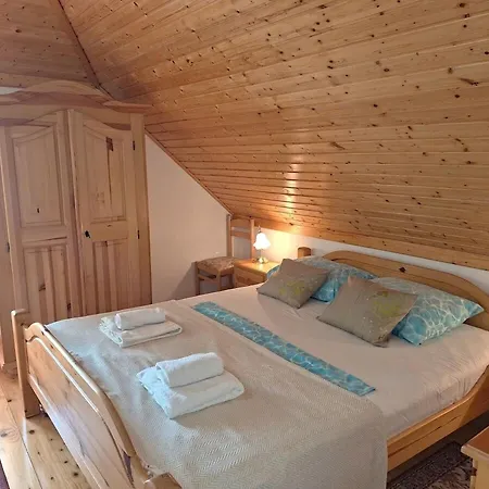 House Glicinia With Hydro-massage Pool *