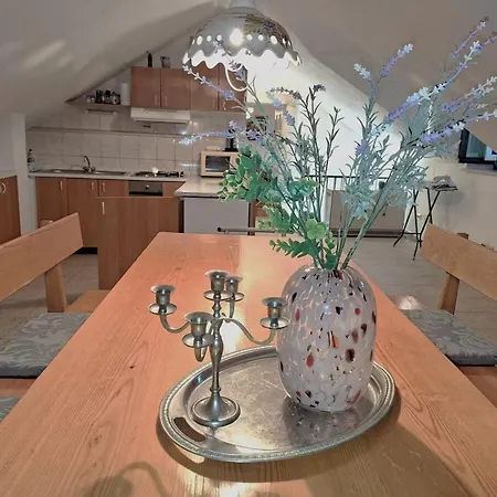 House Glicinia With Hydro-massage Pool Holiday home